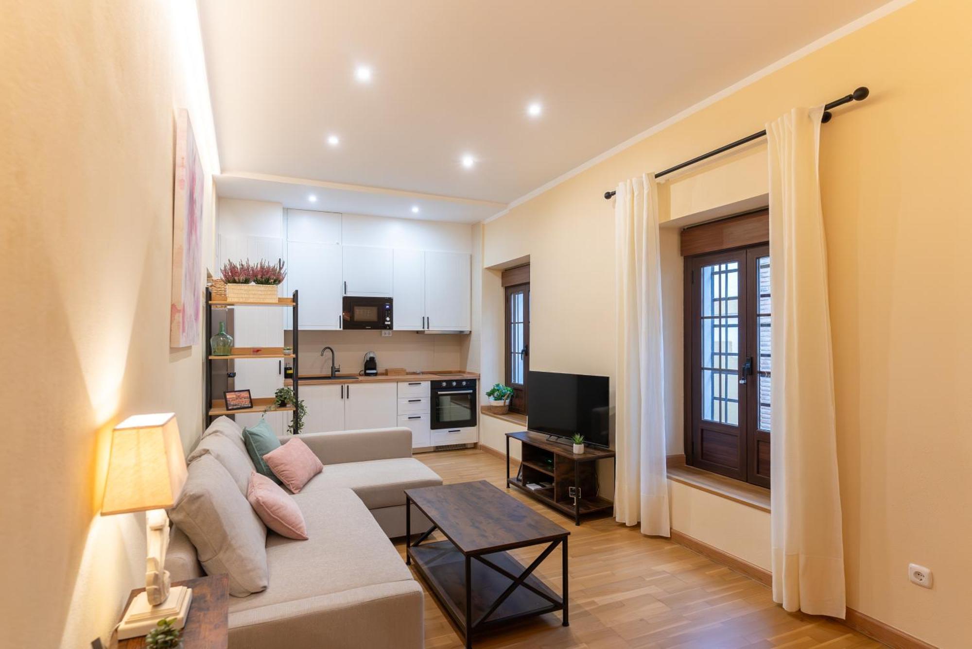 Apartamento Puerta De Cordoba- Exterior Con Balcones Exterior photo