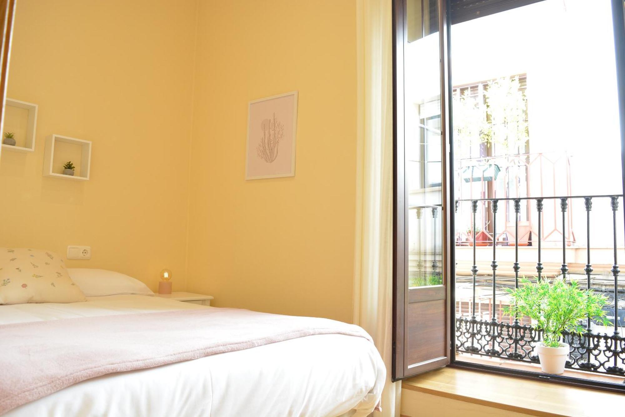 Apartamento Puerta De Cordoba- Exterior Con Balcones Exterior photo